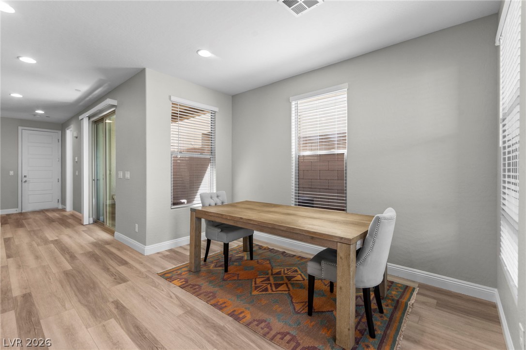 11676 Hamilton Lake Avenue Property Photo 4