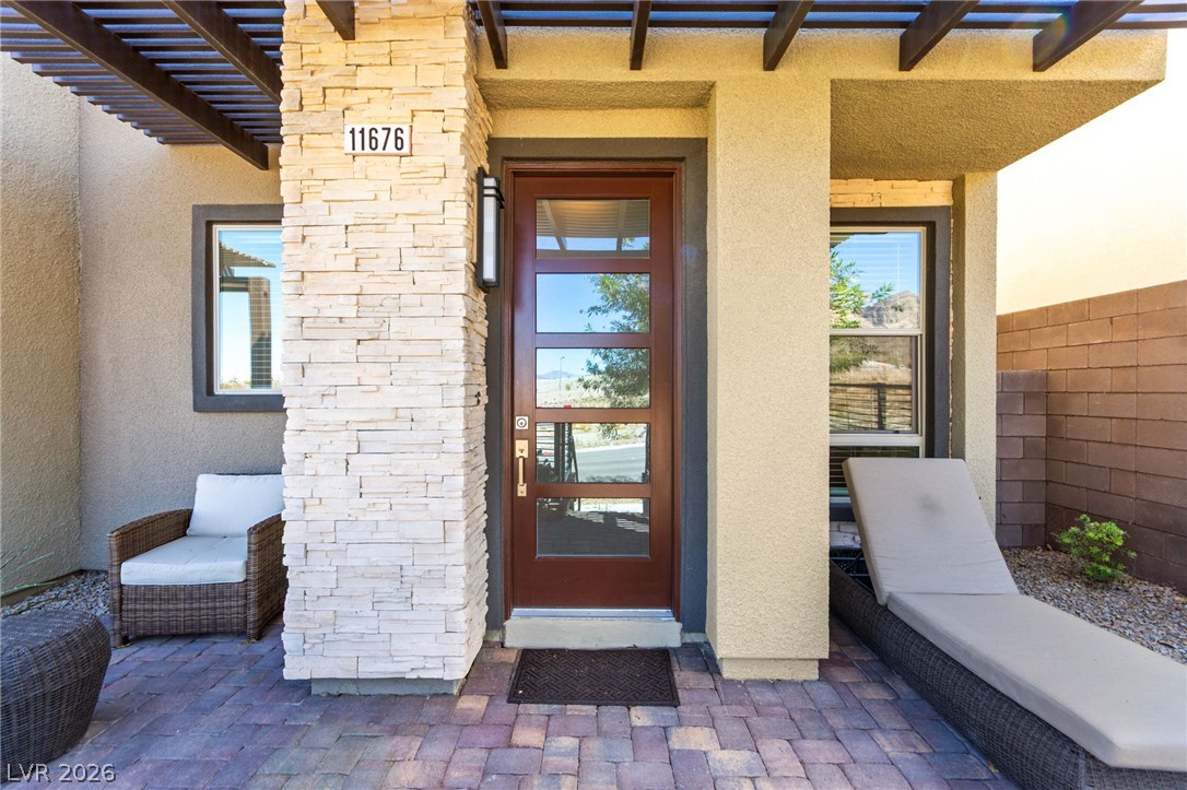 11676 Hamilton Lake Avenue Property Photo 8