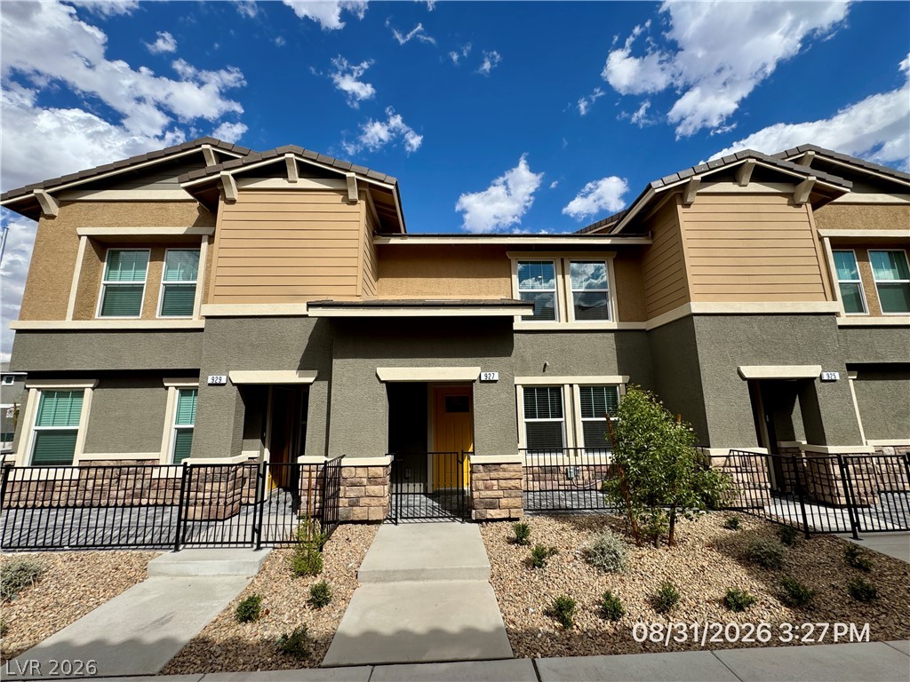 927 Pink Sugarbird Street Property Photo 1