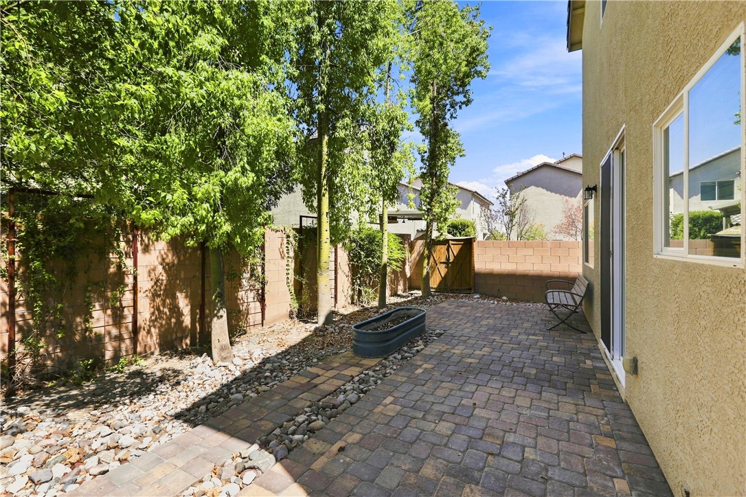 8240 Southern Cross Avenue Property Photo 31