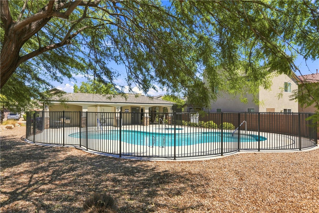 8240 Southern Cross Avenue Property Photo 36