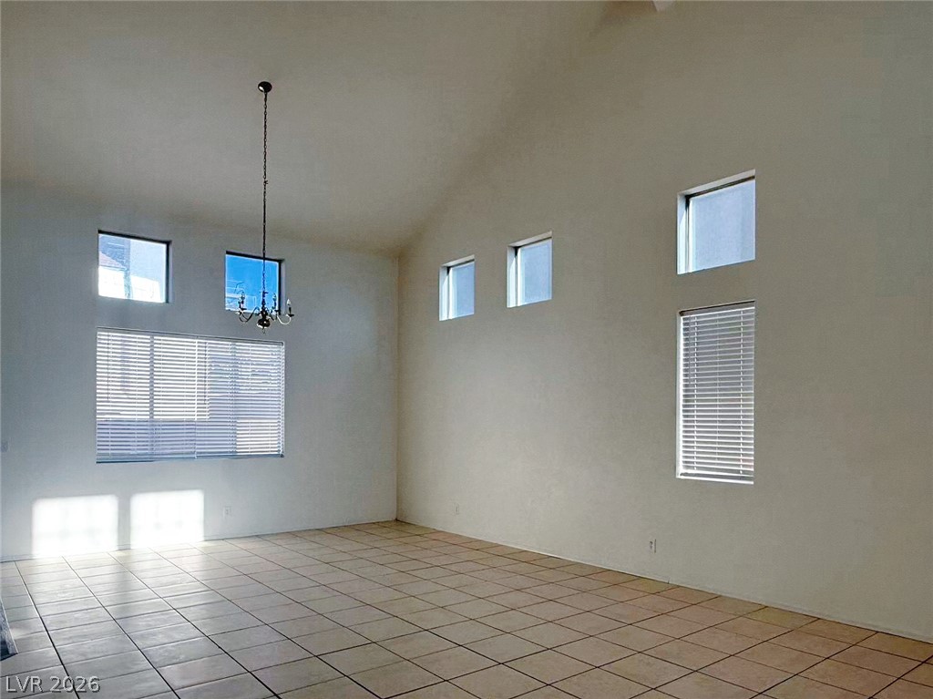 5798 South Pioneer Way Property Photo 3