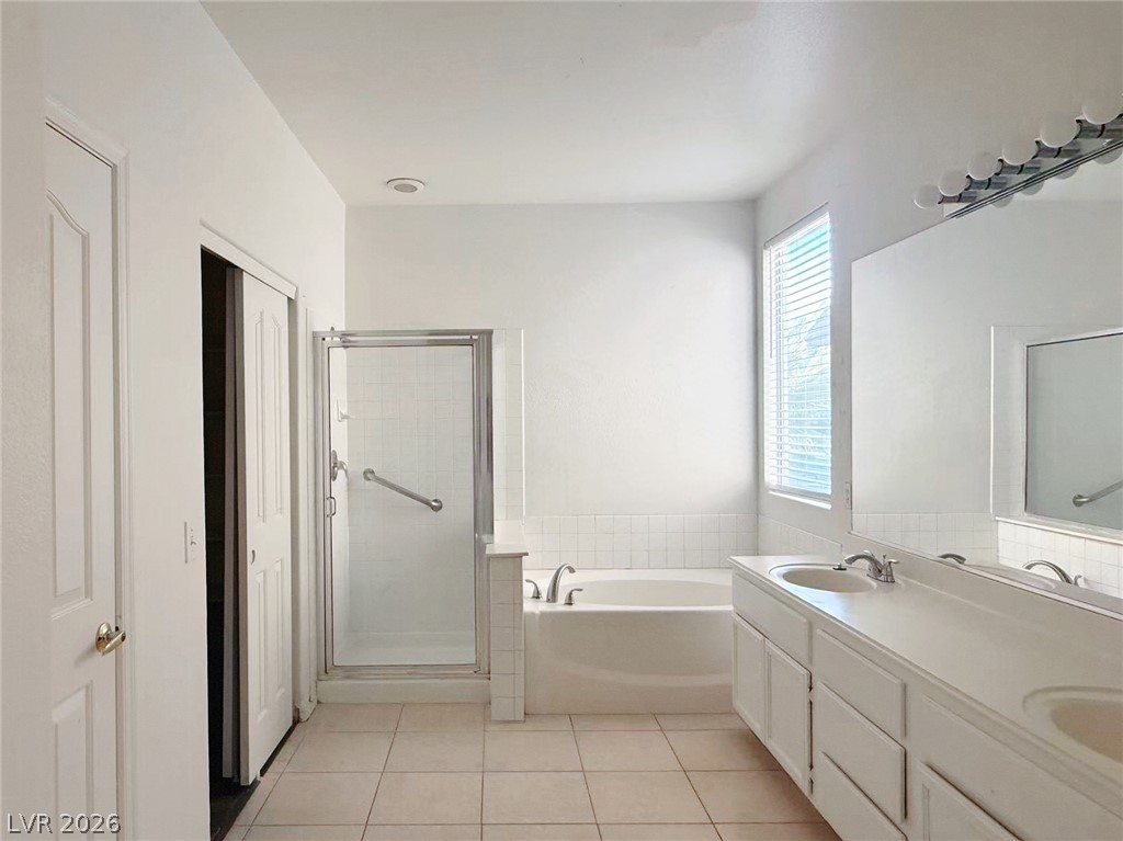 5798 South Pioneer Way Property Photo 6