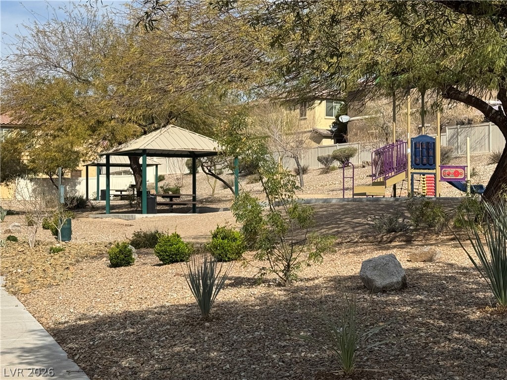 1951 Sundown Canyon Drive Property Photo 27