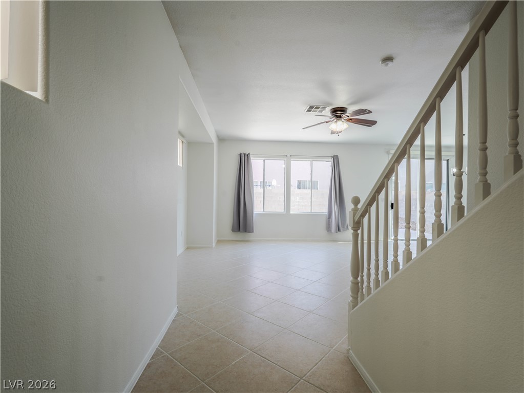 7019 Somera Way Property Photo 6