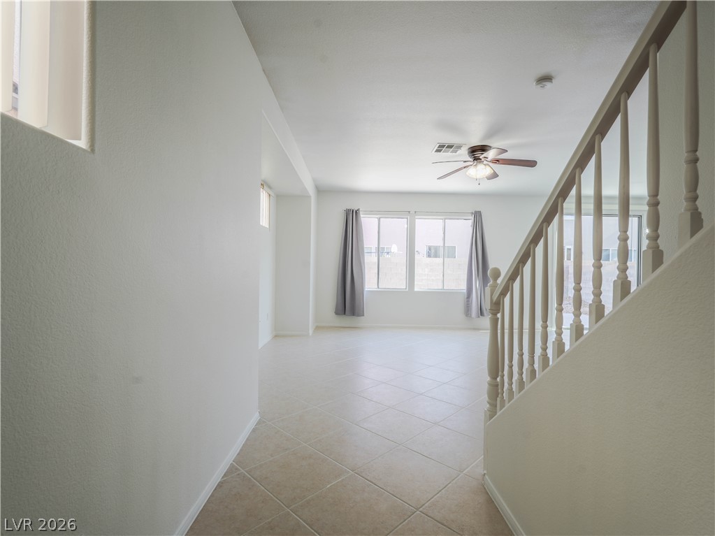 7019 Somera Way Property Photo 7