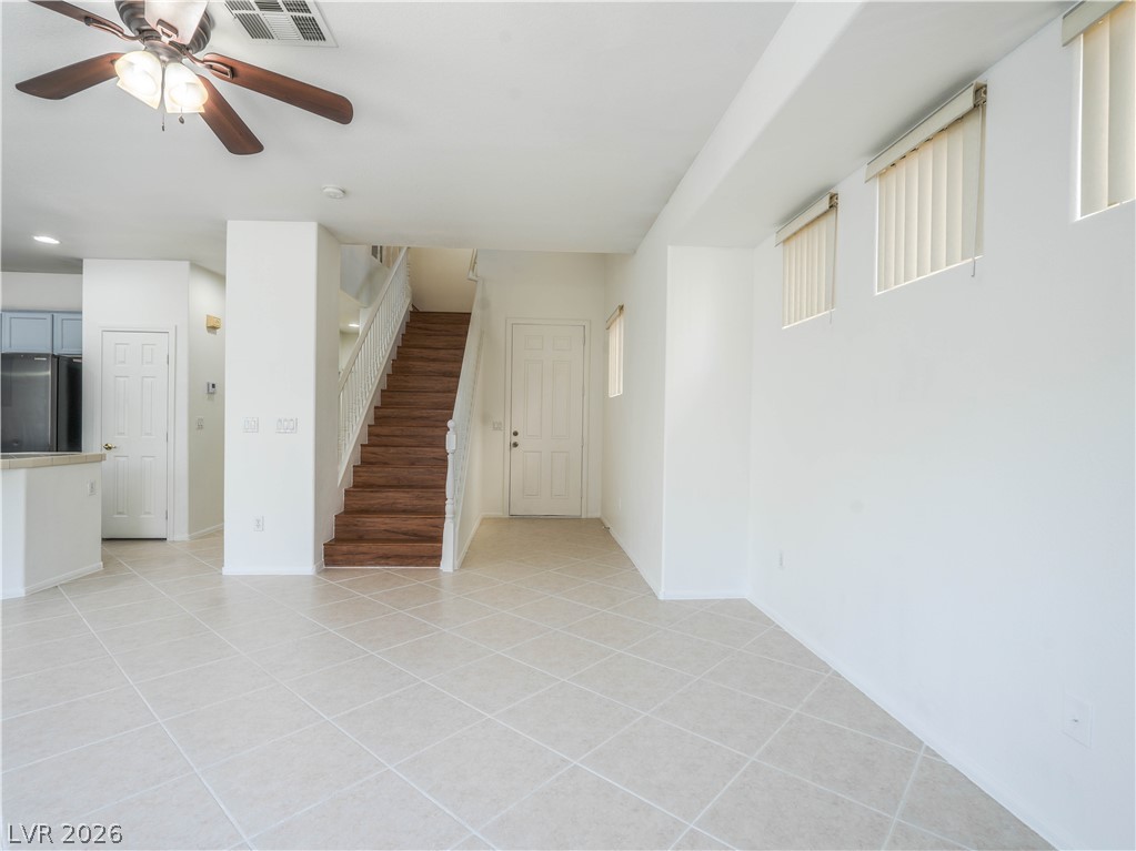7019 Somera Way Property Photo 9