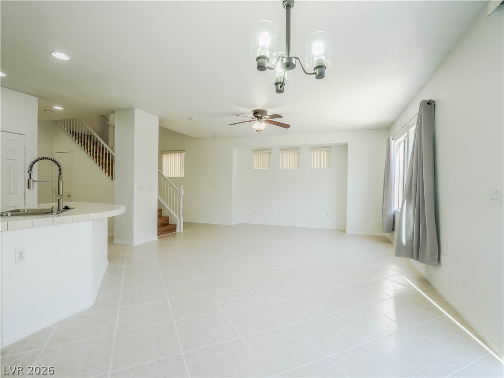 7019 Somera Way Property Photo 12