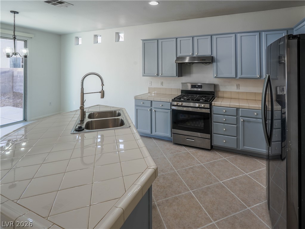7019 Somera Way Property Photo 17