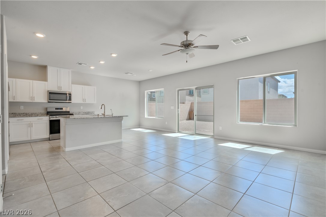 3831 Lambent Avenue Property Photo 5