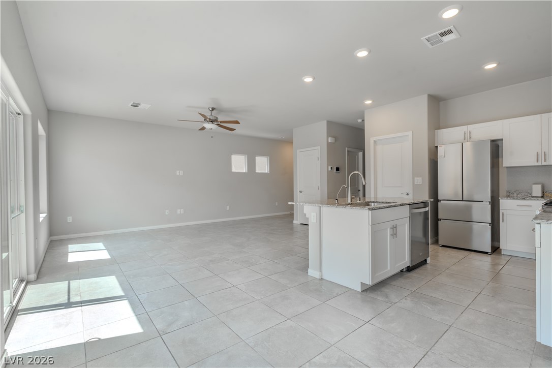 3831 Lambent Avenue Property Photo 8