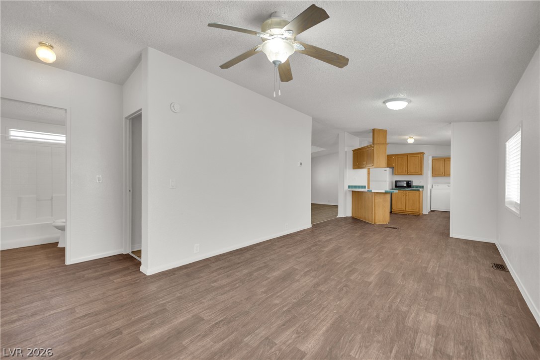 5914 Sassy Rose Drive Property Photo 17