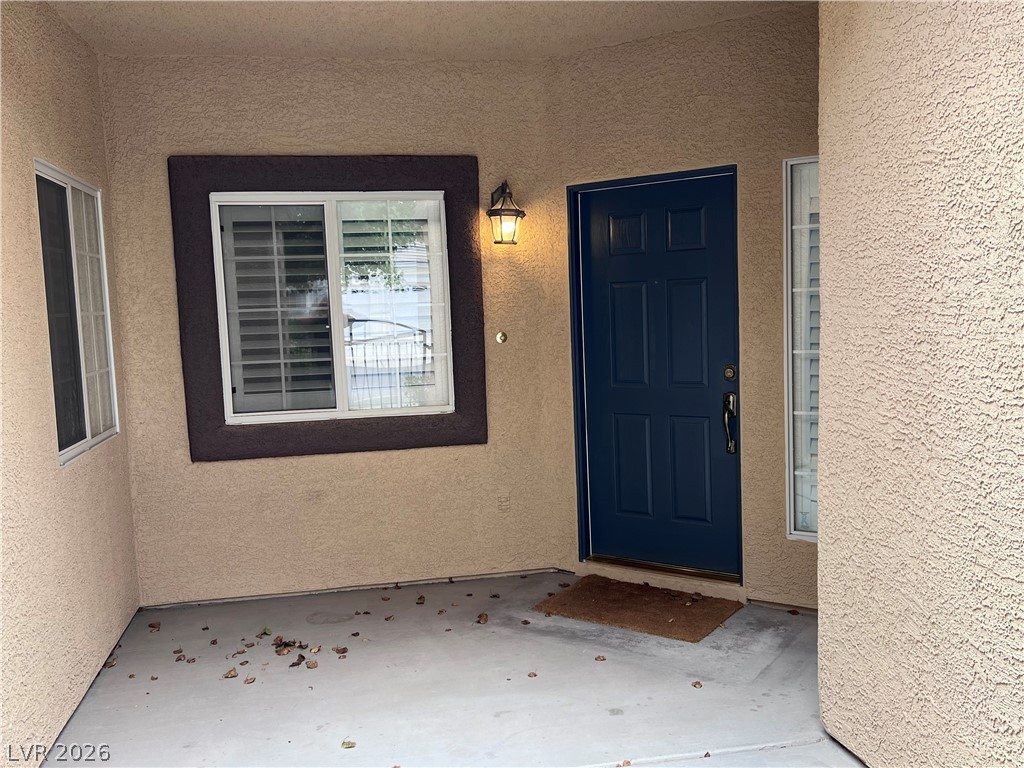 678 Kentons Run Avenue Property Photo 3