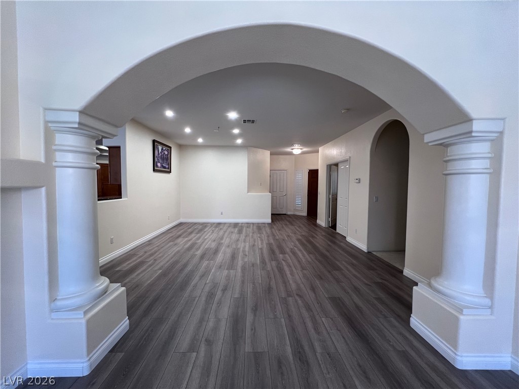 678 Kentons Run Avenue Property Photo 4
