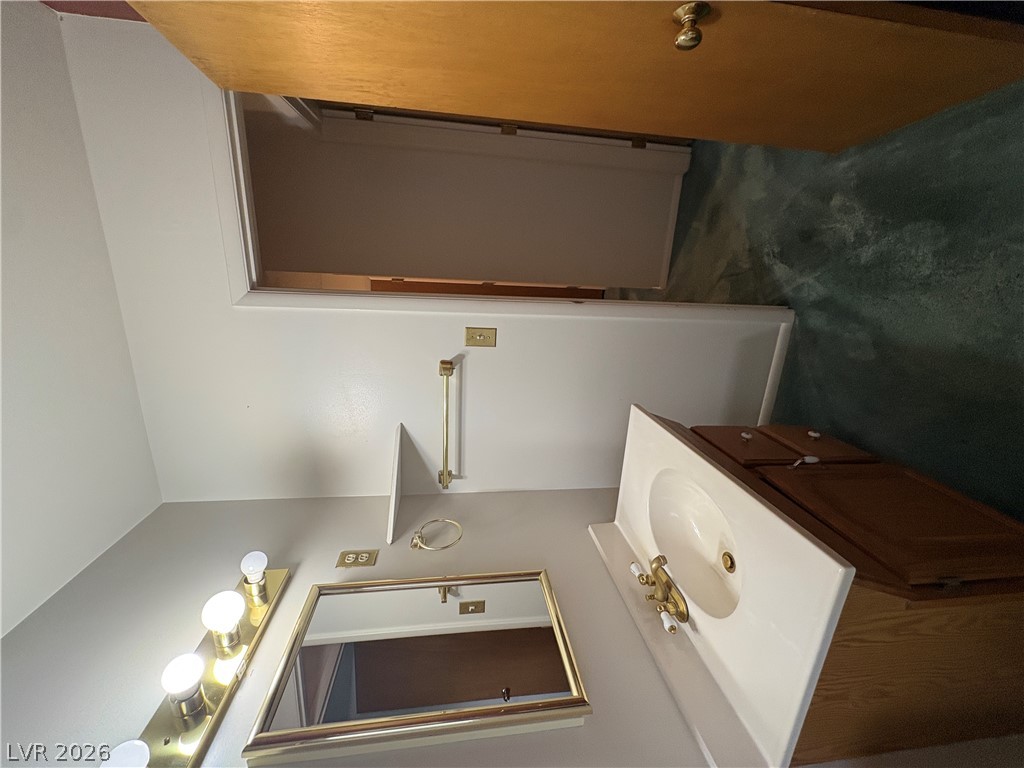 749 Avenue K Property Photo 17