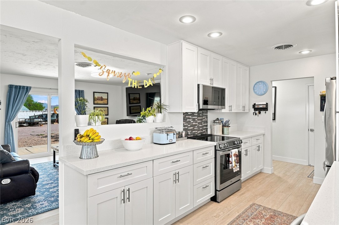 609 Sierra Lane Property Photo 4