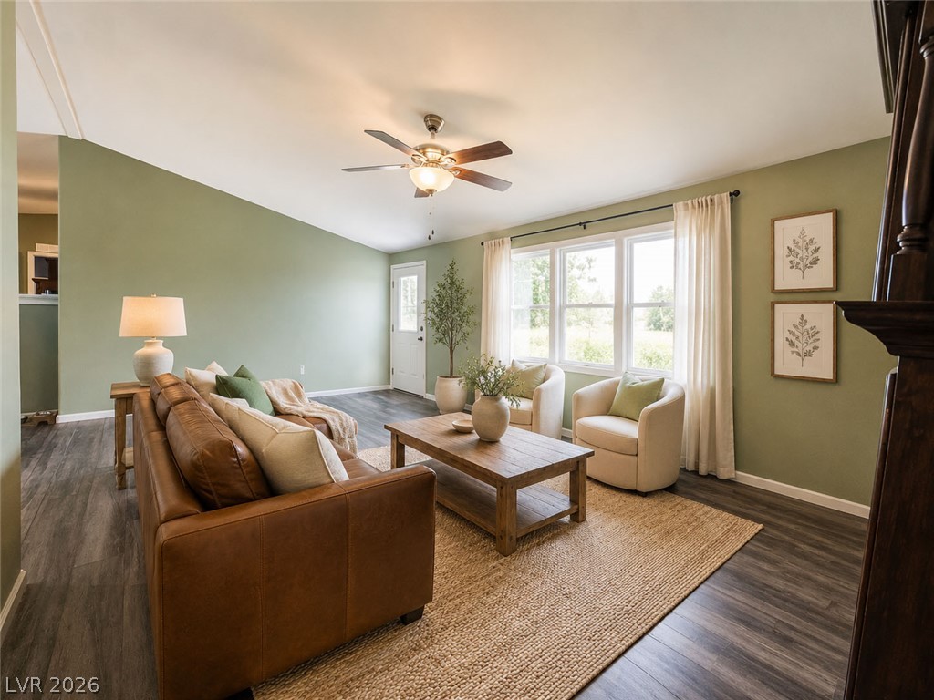 5620 Genoa Avenue Property Photo 15