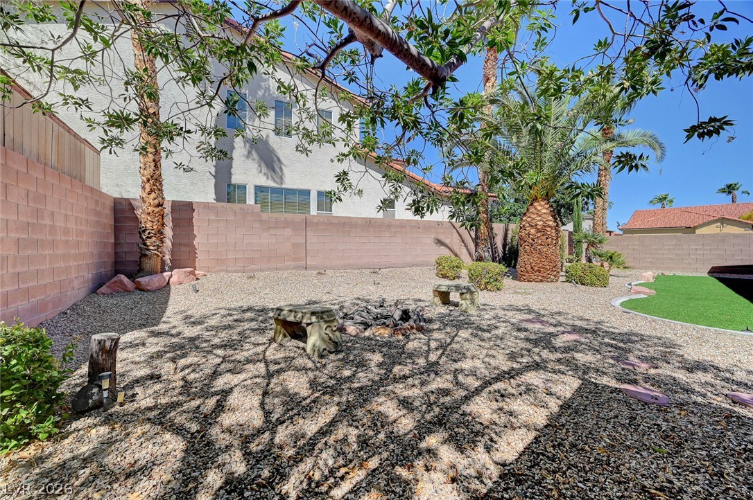 1720 Silent Sunset Avenue Property Photo 64