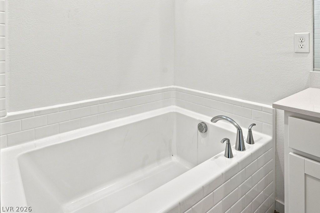 3631 Dusted Glow Avenue Property Photo 14
