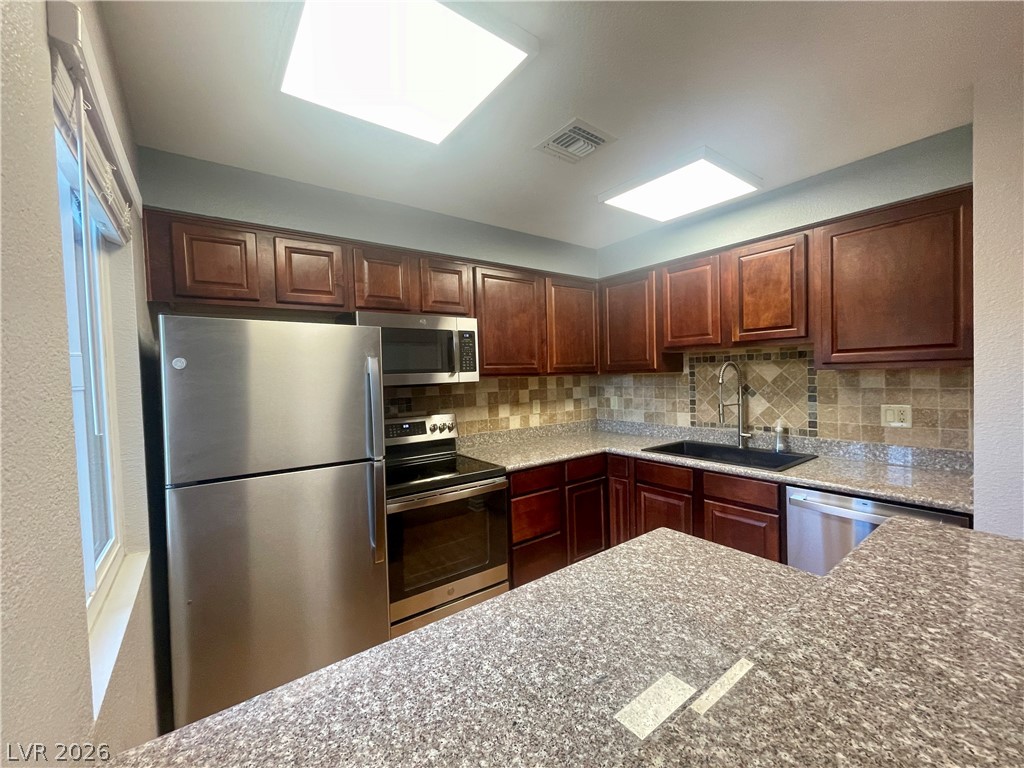 5206 River Glen Drive 250 Property Photo 15