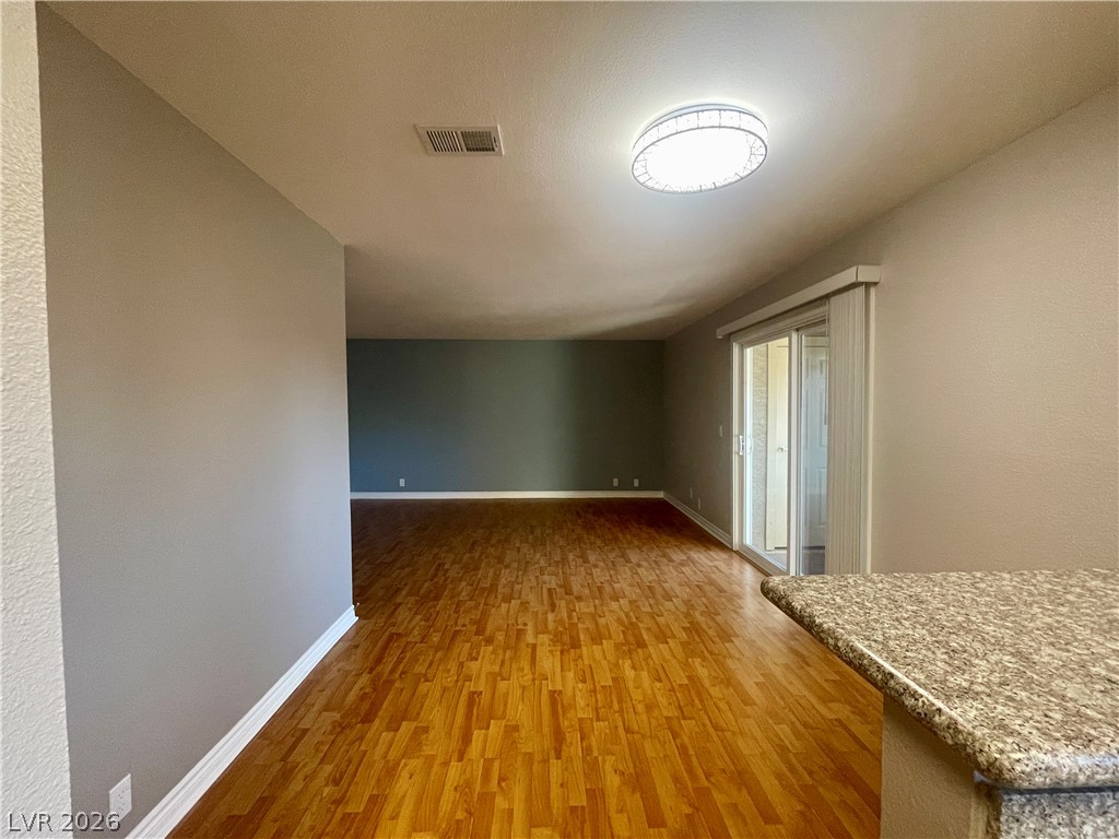 5206 River Glen Drive 250 Property Photo 16