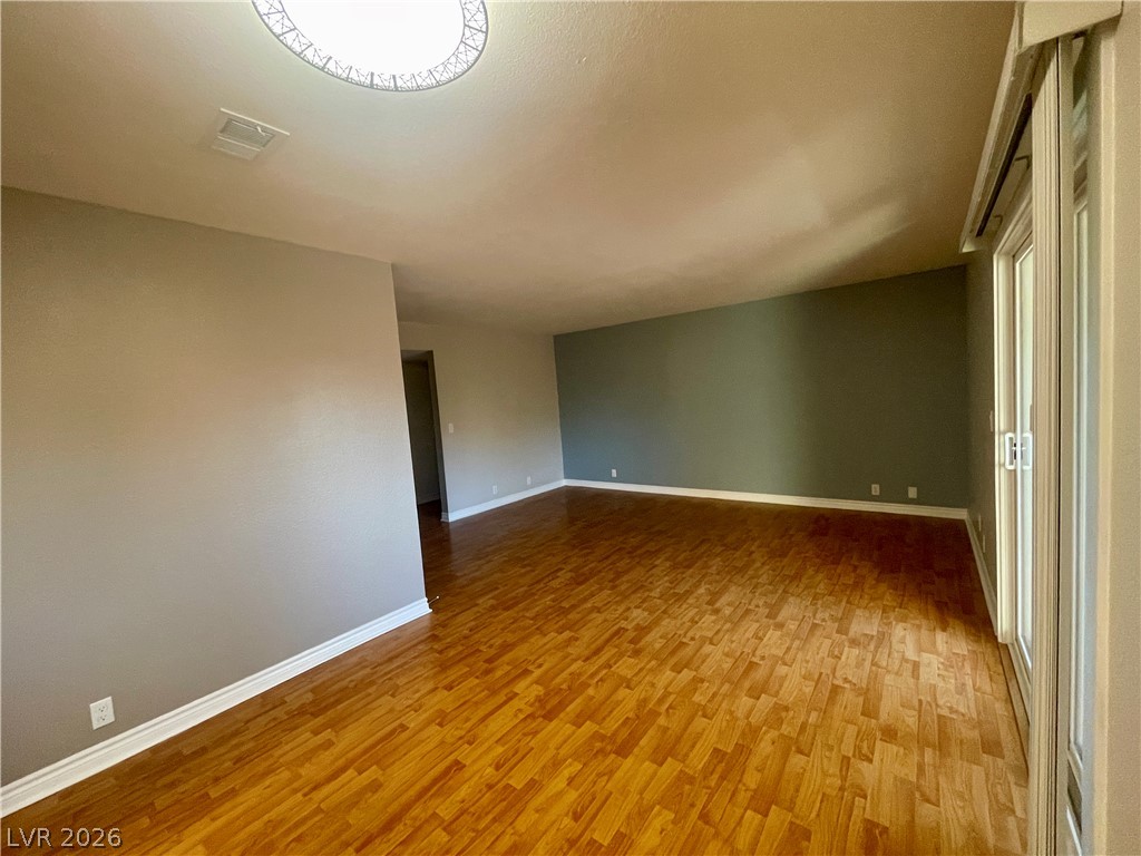 5206 River Glen Drive 250 Property Photo 19
