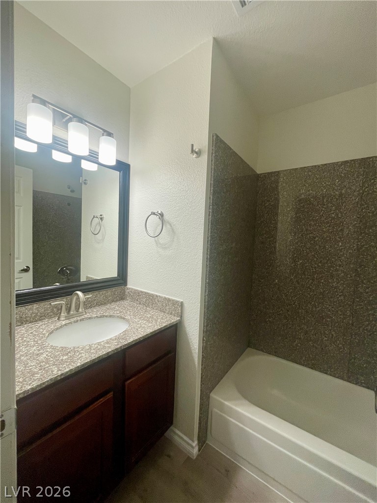 5206 River Glen Drive 250 Property Photo 27