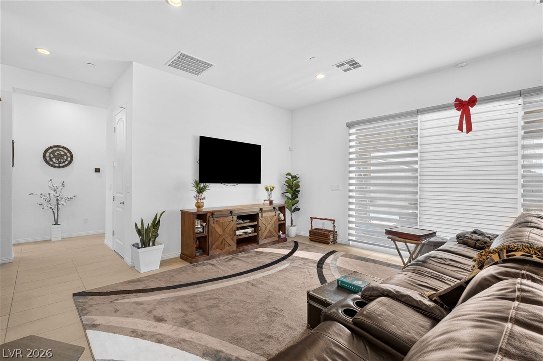 1179 North Water Street Property Photo 15