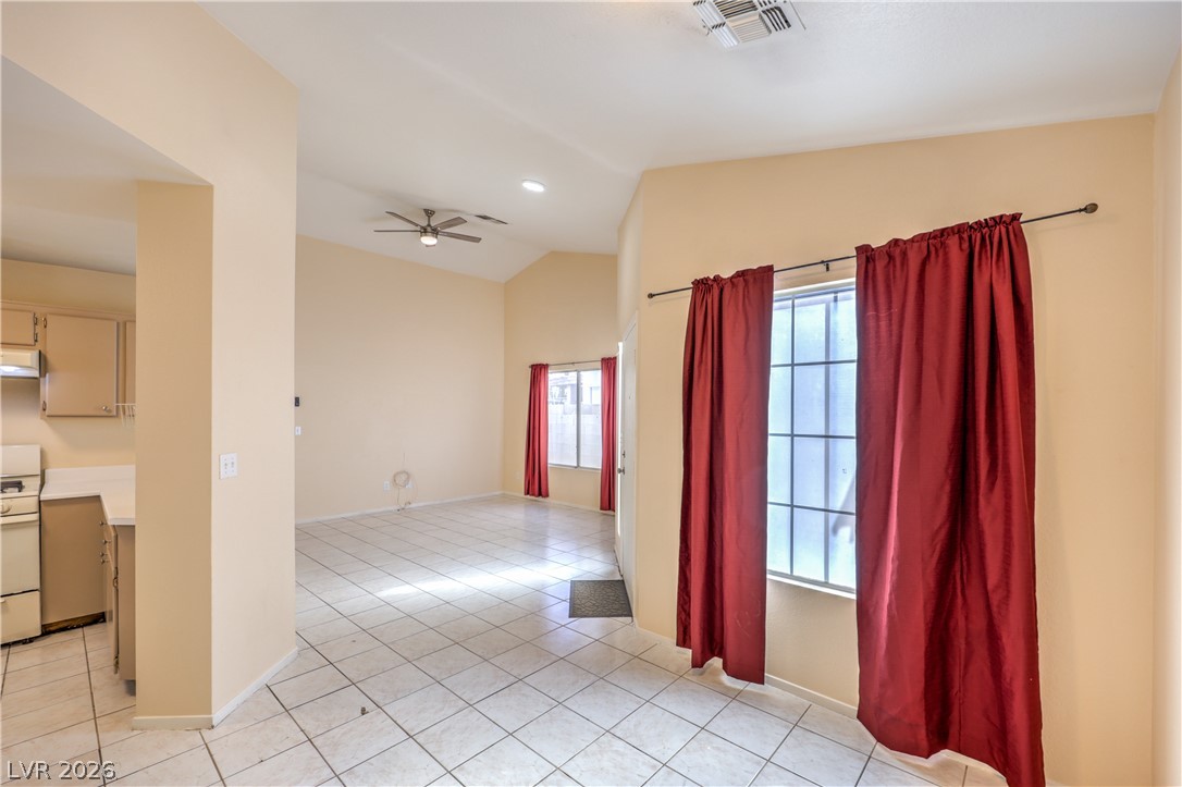 4656 Baby Bird Lane Property Photo 9