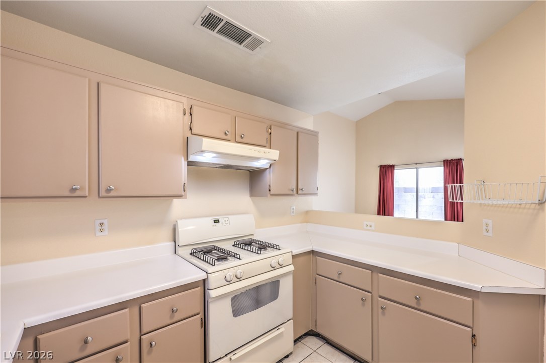 4656 Baby Bird Lane Property Photo 14