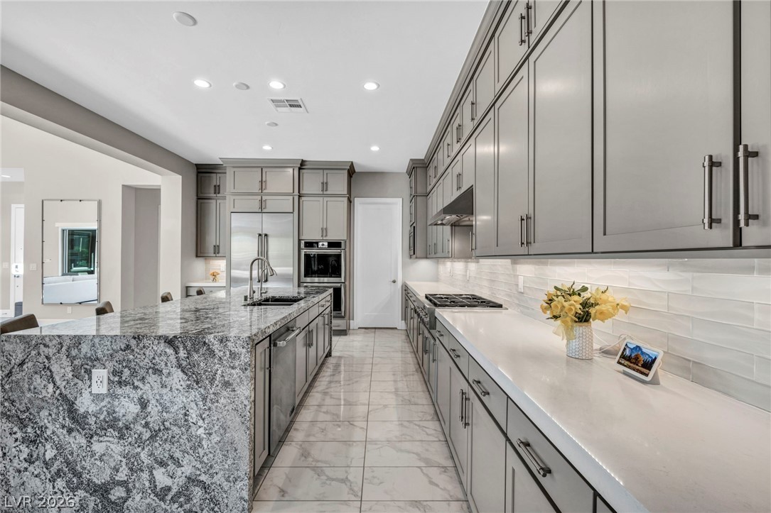 6675 Desert Crimson Street Property Photo 24
