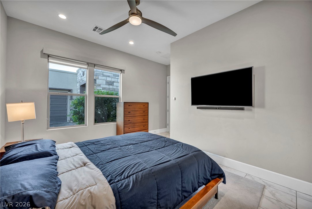 6675 Desert Crimson Street Property Photo 38