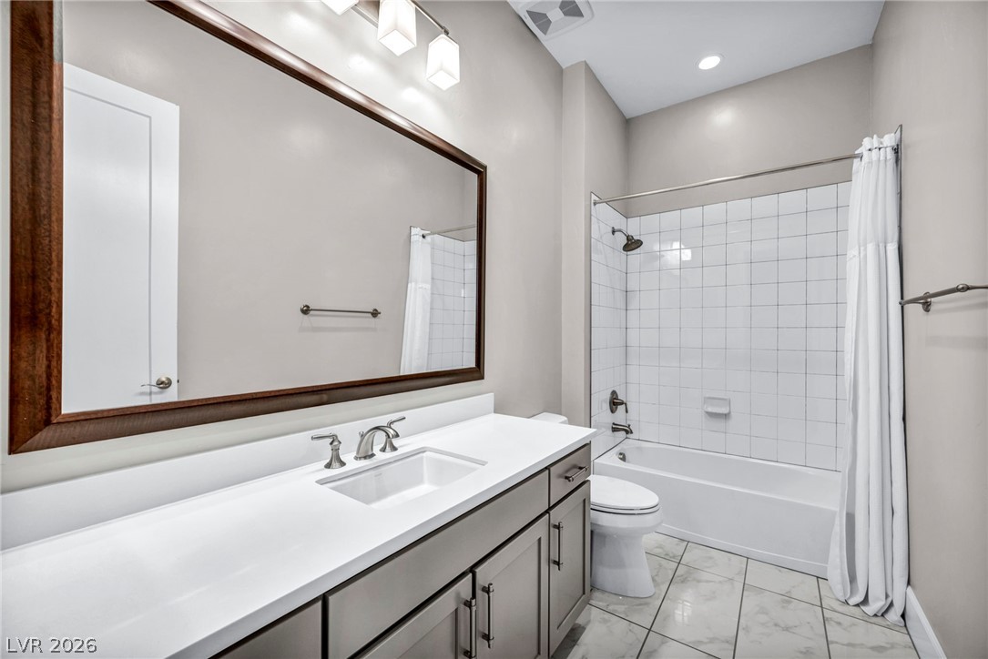 6675 Desert Crimson Street Property Photo 40