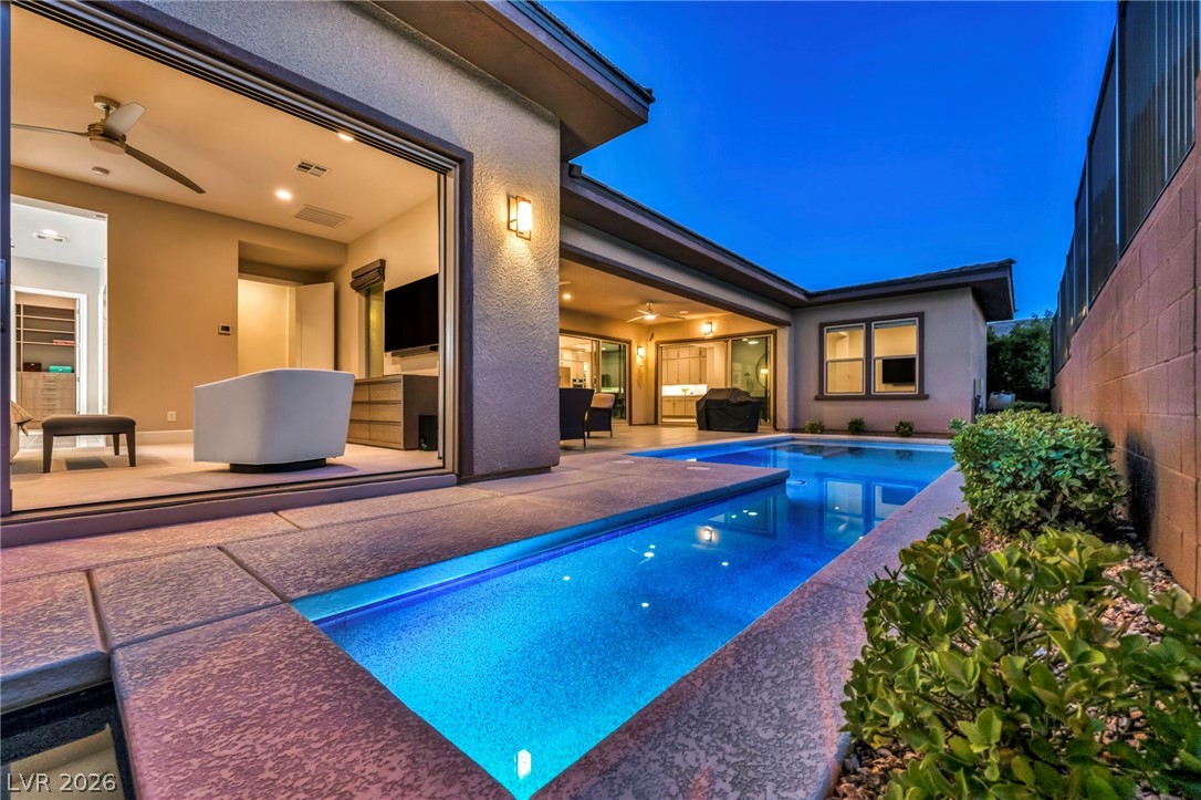 6675 Desert Crimson Street Property Photo 43