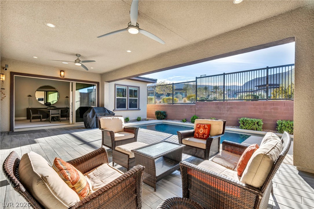 6675 Desert Crimson Street Property Photo 47