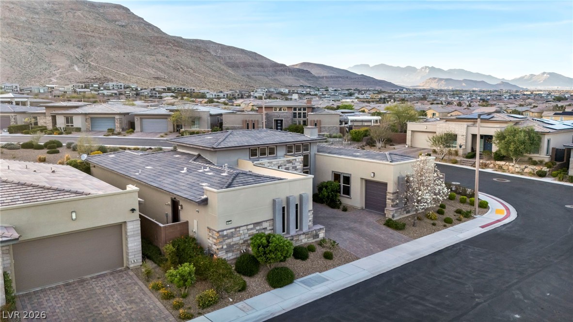 6675 Desert Crimson Street Property Photo 52
