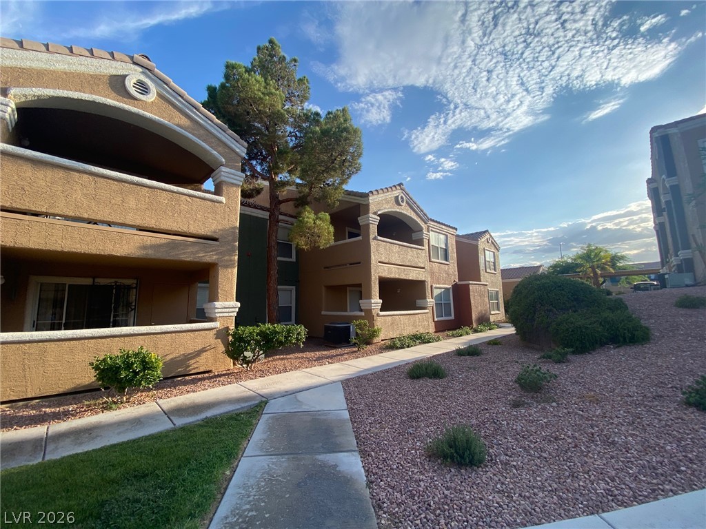 8101 West Flamingo Road 2055 Property Photo 2