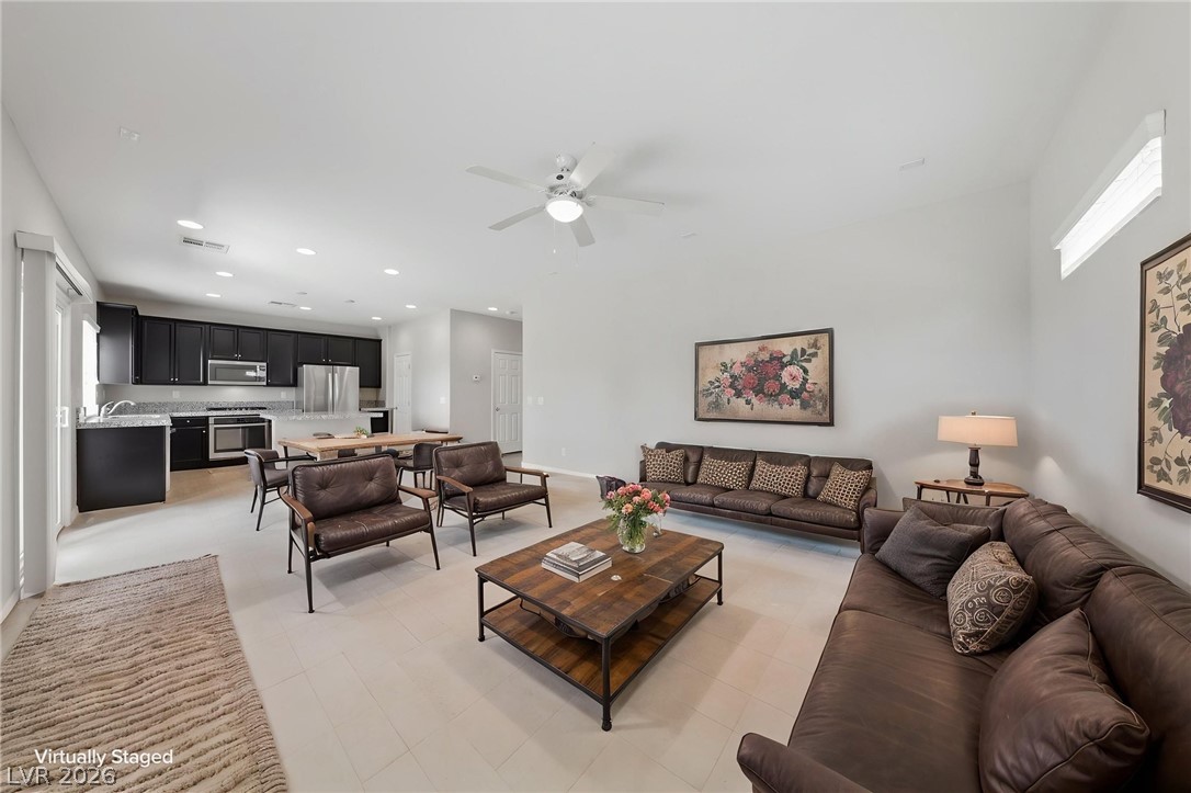 6451 Terra Miranda Avenue Property Photo 15