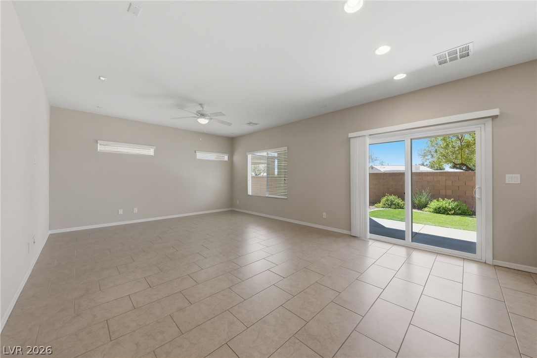 6451 Terra Miranda Avenue Property Photo 16