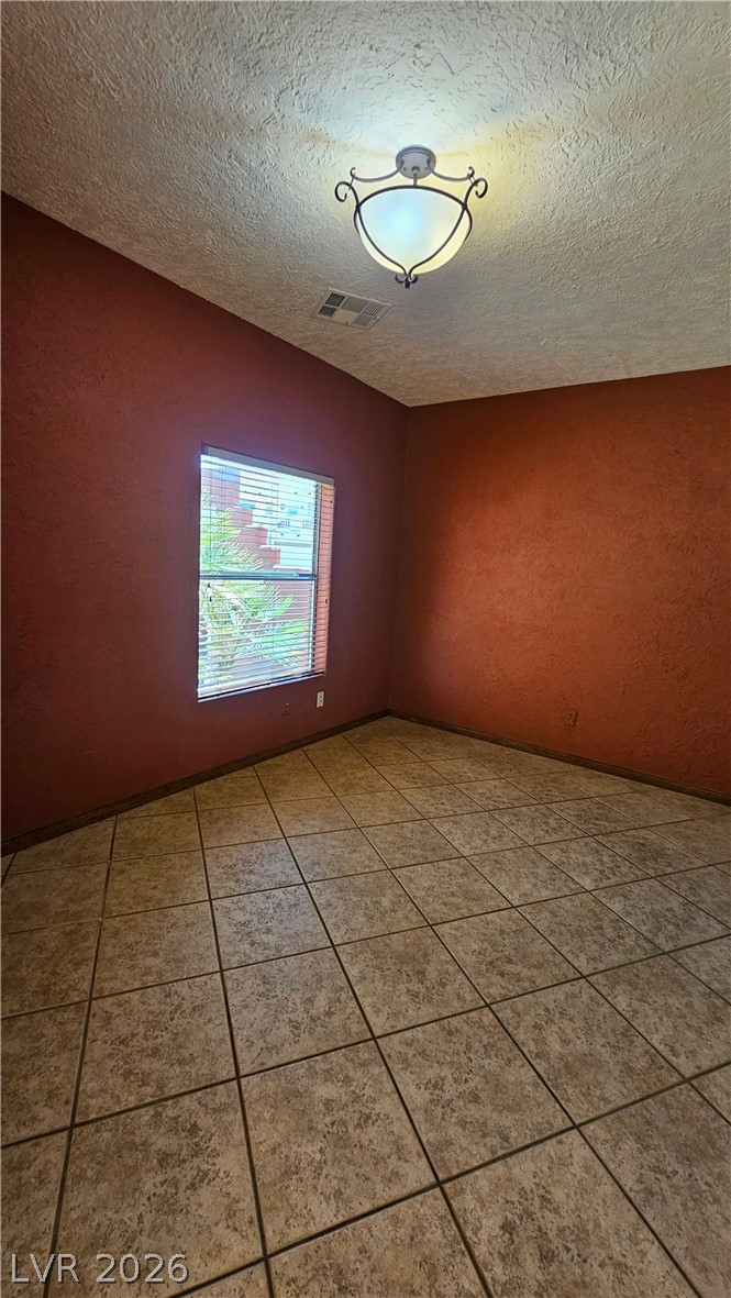 8152 Eagle Dancer Property Photo 11