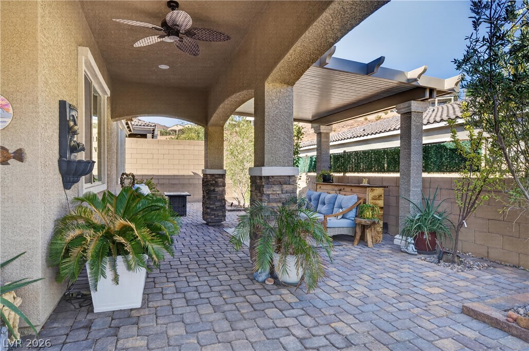 4 Bobado Lane Property Photo 5