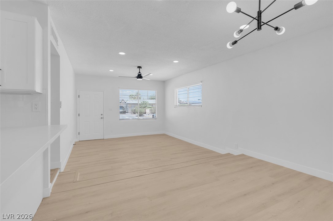 4313 El Conlon Avenue Property Photo 6