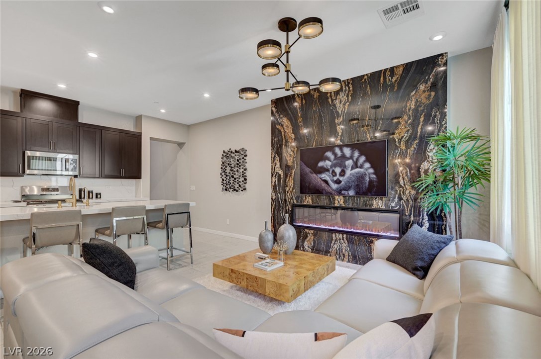 3350 Via Strada Street Property Photo 1