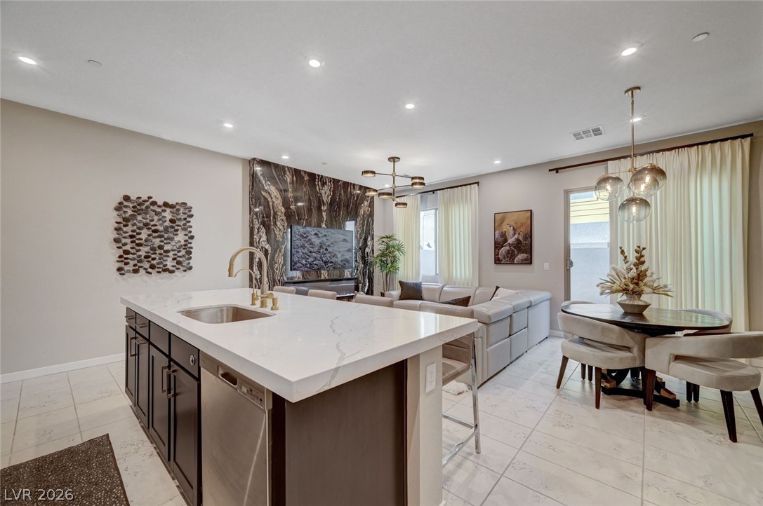 3350 Via Strada Street Property Photo 17