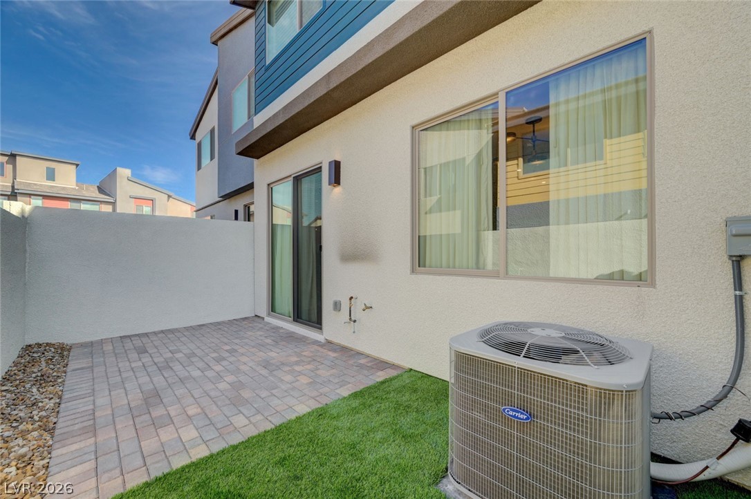 3350 Via Strada Street Property Photo 54
