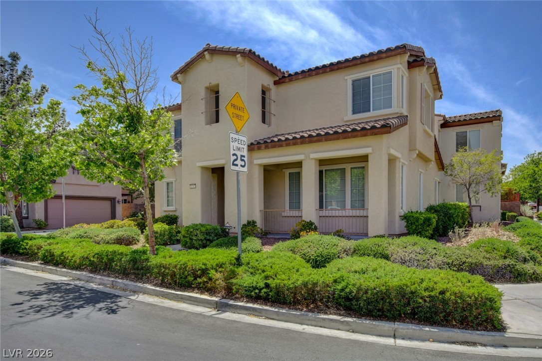 1797 Ardilea Street Property Photo 2