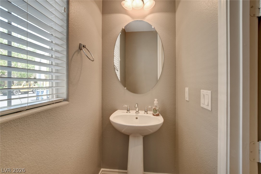 1797 Ardilea Street Property Photo 17