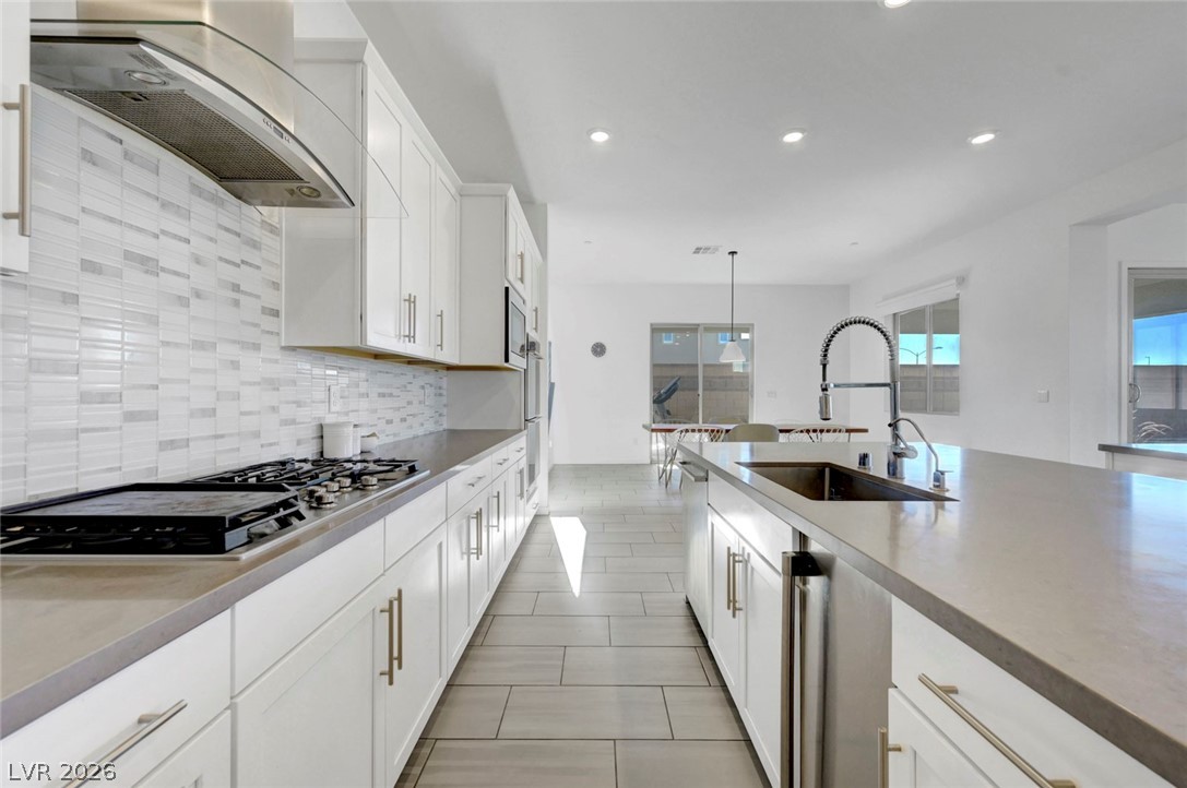 699 Glowing Horizon Street Property Photo 12