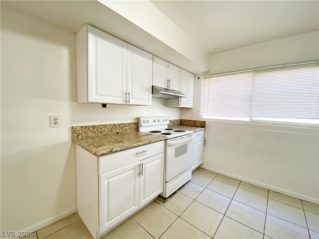 1904 Rexford Drive 3 Property Photo 4