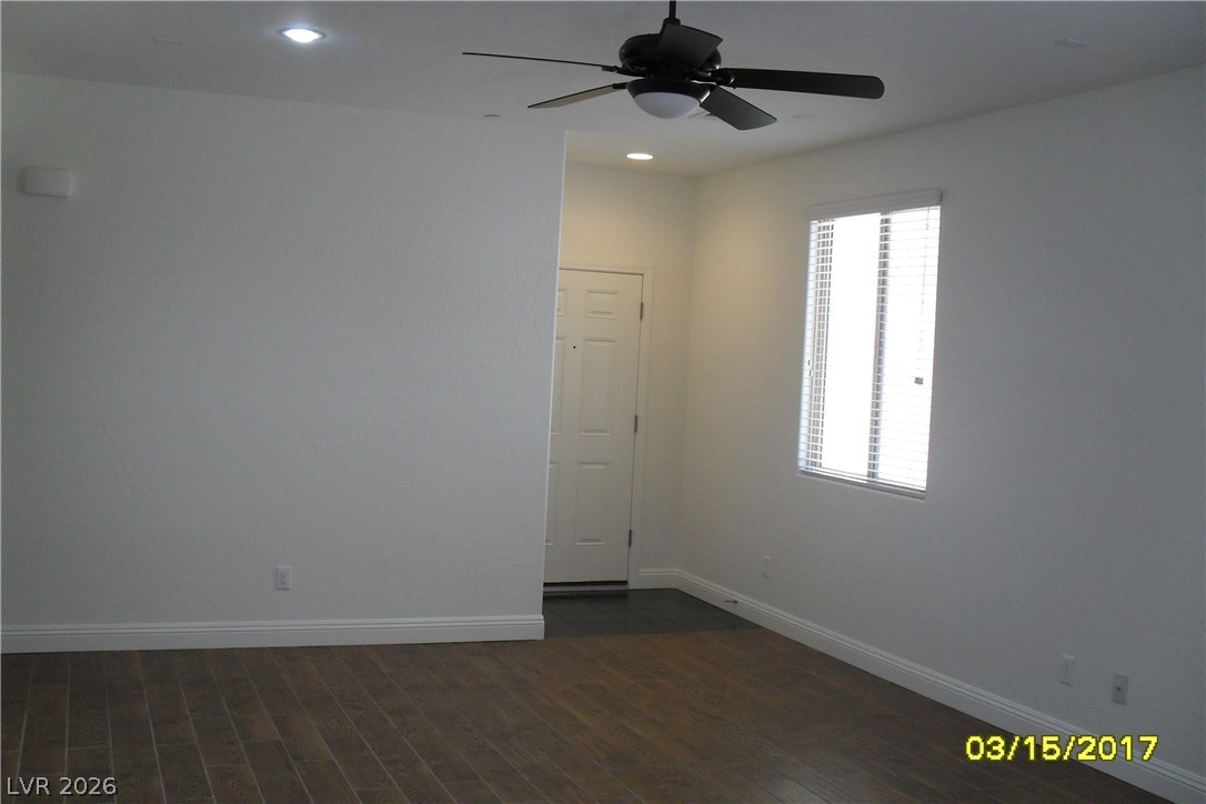 1023 Valley Light Avenue Property Photo 2